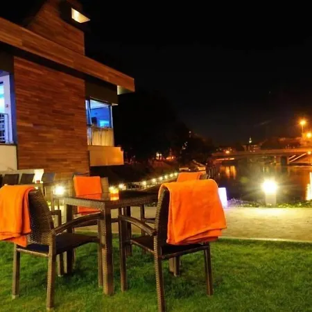 Przystan Bed & Breakfast