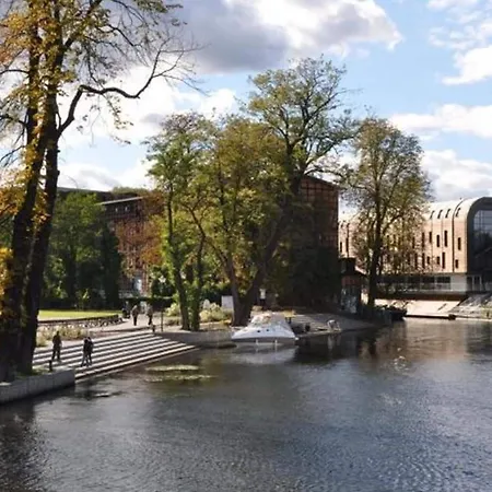 Przystan Bed & Breakfast 3*