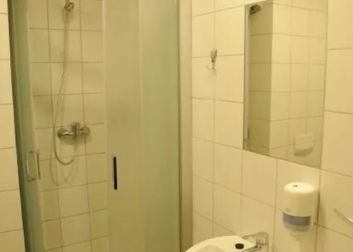 Przystan Bed & Breakfast 3*